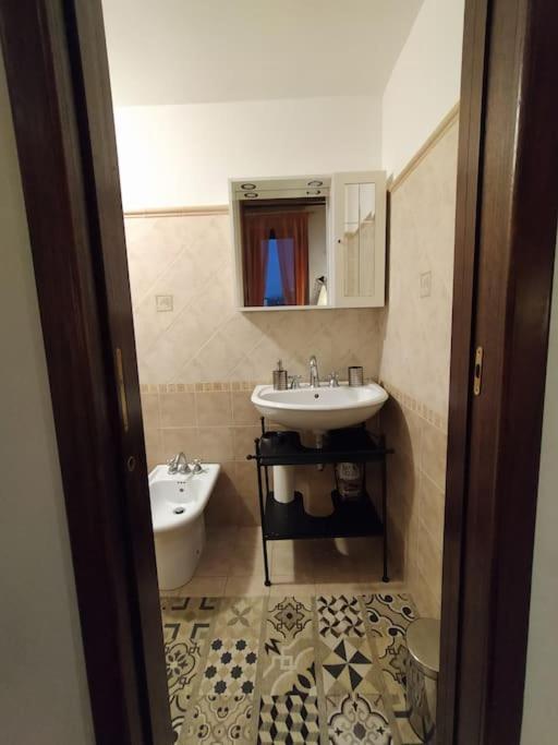 フィウミチーノCasa Degli Alberiアパートメント エクステリア 写真